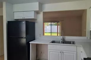 505 Maricopa Dr, Kissimmee, FL 34758 - Photo 5