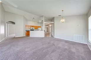 119 Southampton Dr, Kissimmee, FL 34744 - Photo 9