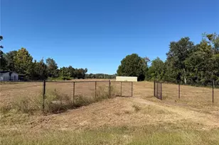 361 Peach Tree Dr, Spring Hill, FL 34608 - Photo 1