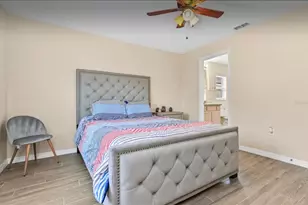 100 Cardinal Ct, Davenport, FL 33896 - Photo 15