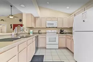 100 Cardinal Ct, Davenport, FL 33896 - Photo 13