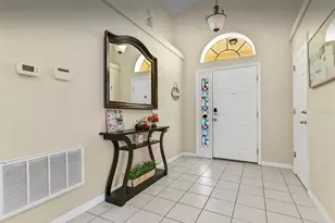 100 Cardinal Ct, Davenport, FL 33896 - Photo 3