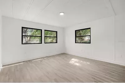 112 E McClendon Street, Lady Lake, FL 32159 - Photo 13