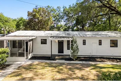 112 E McClendon Street, Lady Lake, FL 32159 - Photo 1