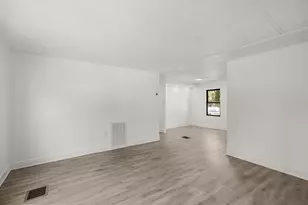 112 E McClendon St, Lady Lake, FL 32159 - Photo 21