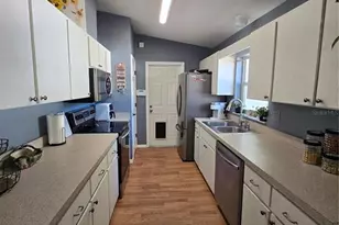 599 Magnolia Ridge Ave, Tavares, FL 32778 - Photo 5