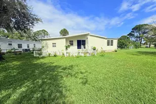 220 Ellsworth Dr, Kissimmee, FL 34758 - Photo 3