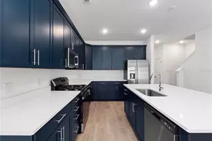 15166 Blue Peacock Ln, Winter Garden, FL 34787 - Photo 5