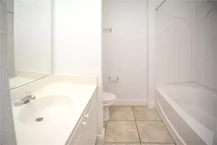 2814 Club Cortile Cir, Kissimmee, FL 34746 - Photo 9