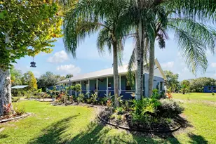 4540 Pine Tree Dr, Saint Cloud, FL 34772 - Photo 5