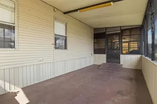 132 Orangewood Dr, Lake Wales, FL 33898 - Photo 23