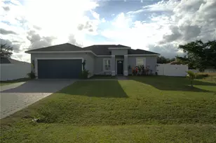 438 Big Sioux Ct, Kissimmee, FL 34759 - Photo 1