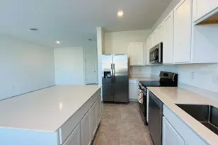 2473 Skyline Loop, Kissimmee, FL 34758 - Photo 17