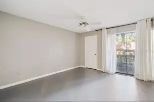 1056 E Michigan St, Orlando, FL 32806 - Photo 5