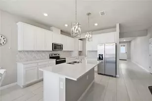 2252 Crossbow St, Clermont, FL 34715 - Photo 3