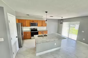 3954 Crossbill Ct, Kissimmee, FL 34746 - Photo 7