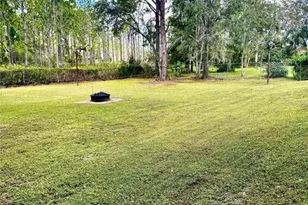 372 Wisteria Ct, Deltona, FL 32738 - Photo 17