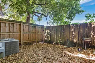 1860 Foxhall Cir, Kissimmee, FL 34741 - Photo 19