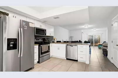 1860 Foxhall Circle, Kissimmee, FL 34741 - Photo 5