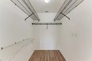 5705 Avista Dr, Sarasota, FL 34243 - Photo 27