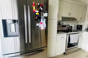 1313 Lucaya Cir, Orlando, FL 32824 - Photo 9