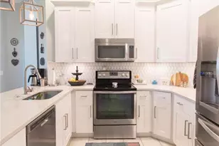 1719 Lee Janzen Dr, Kissimmee, FL 34744 - Photo 15