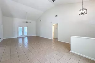 202 Madalyn Ct, Auburndale, FL 33823 - Photo 5