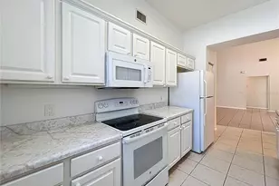 202 Madalyn Ct, Auburndale, FL 33823 - Photo 9