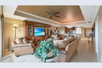 1370 Centre Court Ridge Drive #303, Reunion, FL 34747 - Photo 17