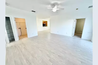 4307 Creeks Run Boulevard, Kissimmee, FL 34746 - Photo 11