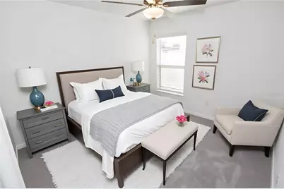 36618 Garden Wall Way, Zephyrhills, FL 33541 - Photo 17