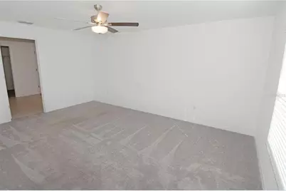 36618 Garden Wall Way, Zephyrhills, FL 33541 - Photo 13
