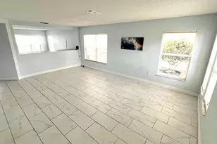 642 Elderberry Dr, Davenport, FL 33897 - Photo 3