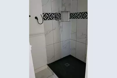 417 Club Circle, Lakeshore, FL 33854 - Photo 9