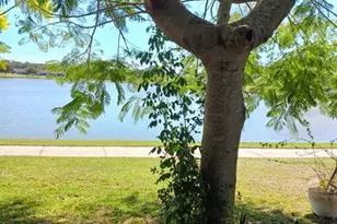 417 Club Cir, Lakeshore, FL 33854 - Photo 29