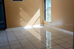 417 Club Cir, Lakeshore, FL 33854 - Photo 7