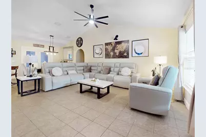 4775 Jay Drive, Saint Cloud, FL 34772 - Photo 3