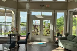 238 Afton Square, Altamonte Springs, FL 32714 - Photo 7