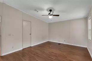 202 Dana Ct, Kissimmee, FL 34758 - Photo 13