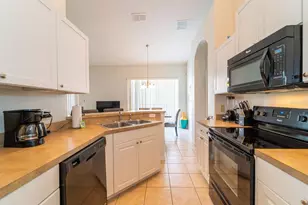 904 Brunello Dr, Davenport, FL 33897 - Photo 13