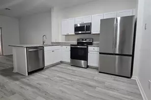 1713 Retreat Cir, Clermont, FL 34714 - Photo 11