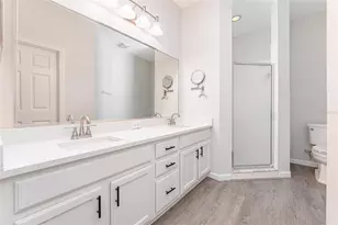 225 High Vista Dr, Davenport, FL 33837 - Photo 17