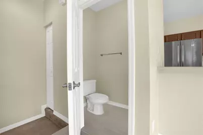 2532 Grand Central Parkway #1, Orlando, FL 32839 - Photo 21