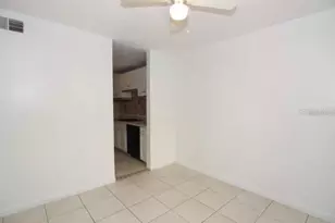 2332 Huntington Green Ct, Orlando, FL 32839 - Photo 5