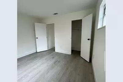 1227 Waterview Boulevard W, Lakeland, FL 33801 - Photo 13