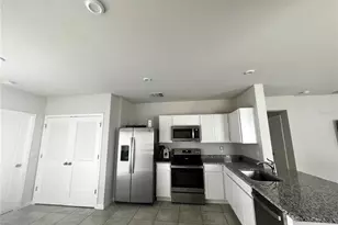 1517 Majestic Ln, Winter Haven, FL 33880 - Photo 5