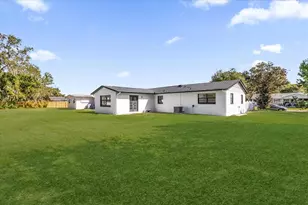 431 Belle Ayre Dr, Mount Dora, FL 32757 - Photo 25