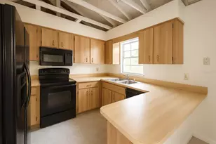 2871 W Albatross Rd, Avon Park, FL 33825 - Photo 9