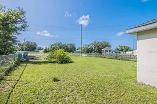 746-748 Mink Ct, Poinciana, FL 34759 - Photo 33