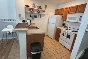 4563 Yellowgold Rd E, Kissimmee, FL 34746 - Photo 7